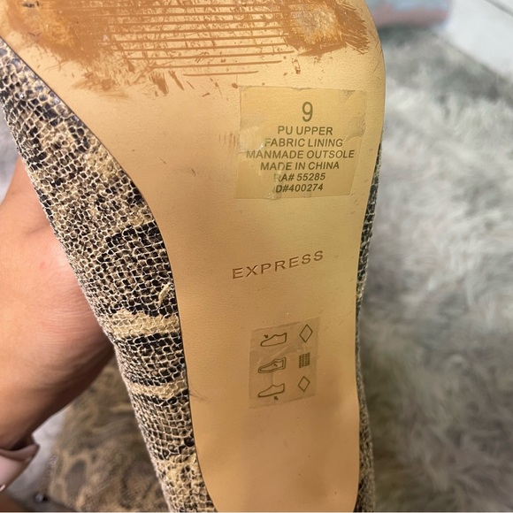 Express Snakeskin Embossed Pointed Toe Asymmetrical Shaft Booties Size 9 - Picture 5 of 8